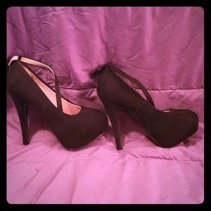 Size 8 Delicacy Heels